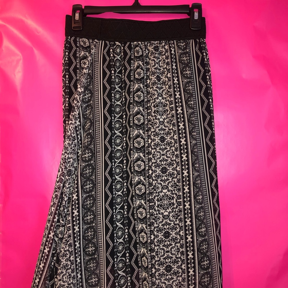 LuLa Roe Skirt